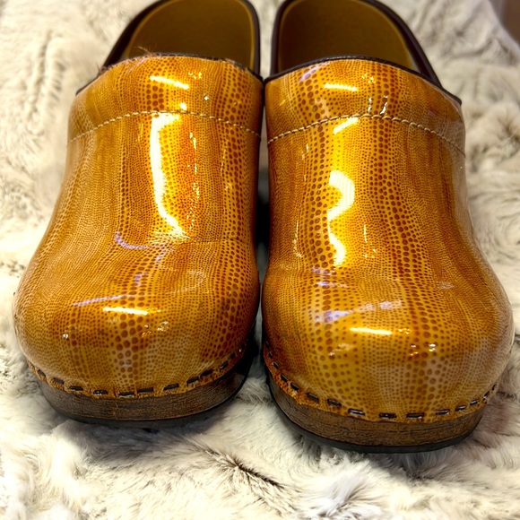 Dansko professional brown clog size 6 / EU -36 - Picture 4 of 6